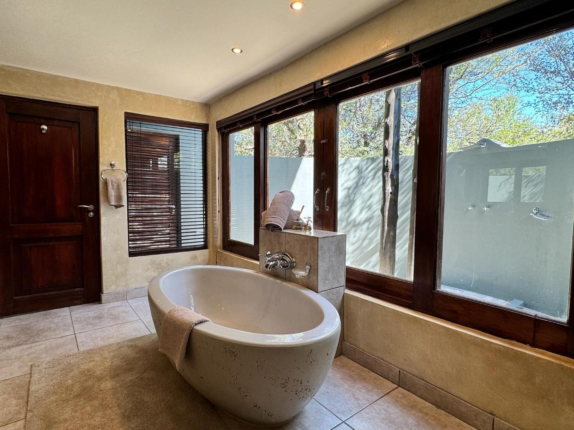 Pangolin Game Lodge - Self Catering, Incl 2 Game Drives Per Day Matlhagame 외부 사진